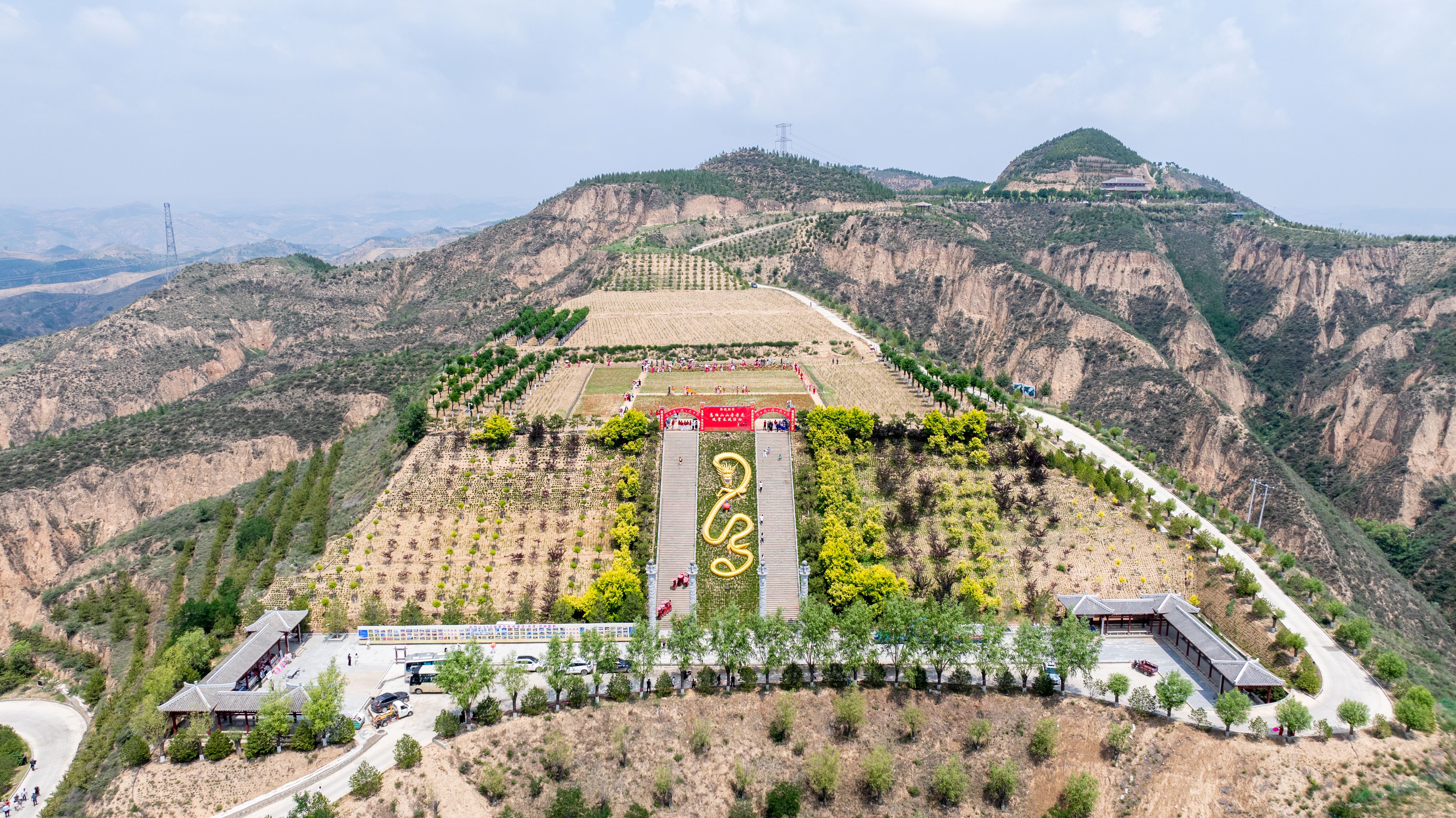 巨龙广场